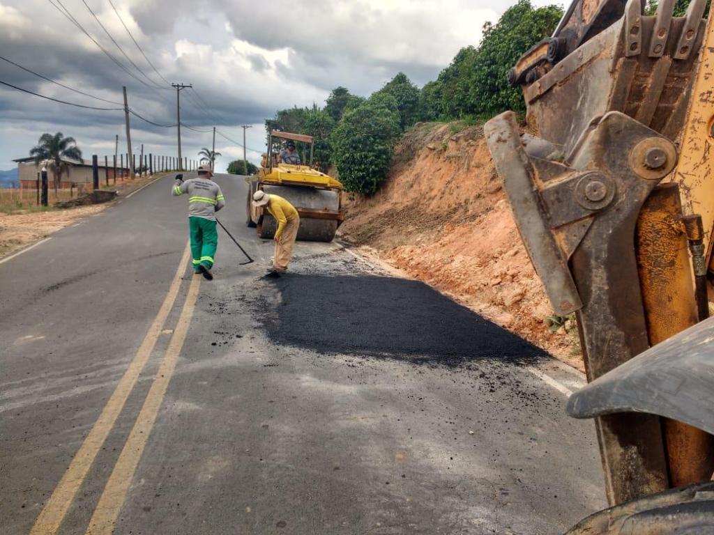 foto de Serra Negra: Estrada do Bairro da Serra recebe melhorias
