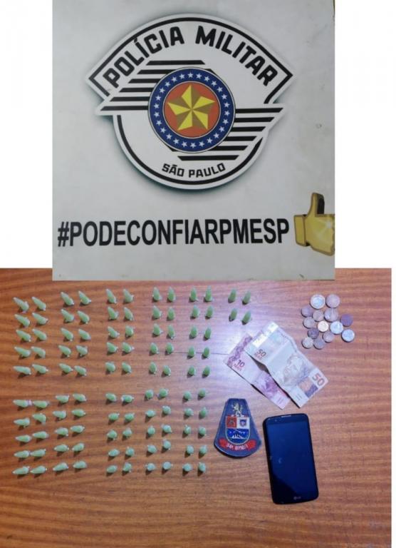 foto de Polícia Militar localiza 105 pinos de cocaína no São Dimas 