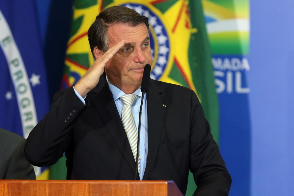 foto de Datafolha: 54% reprovam desempenho de Bolsonaro na pandemia; 22% aprovam