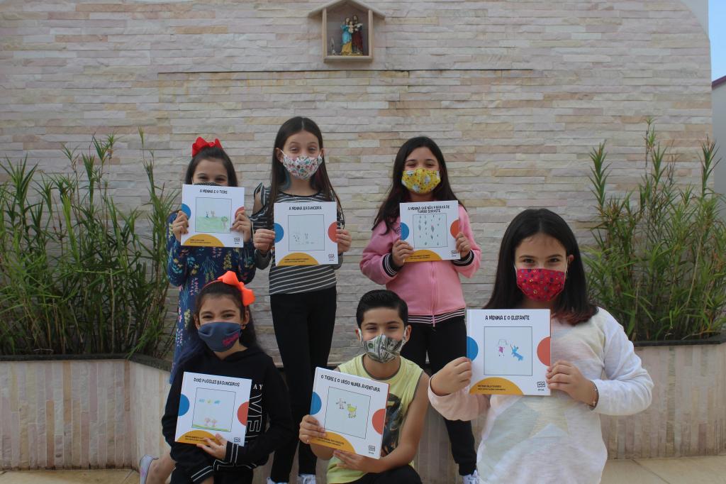 foto de Crianças de Amparo promovem lançamento de livro