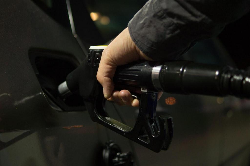 foto de Entenda porquê a gasolina está cara no Brasil