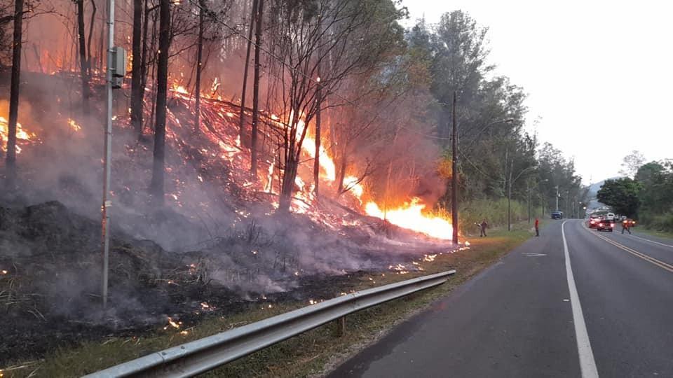 foto de Diversos focos de incêndio preocuparam moradores de Amparo
