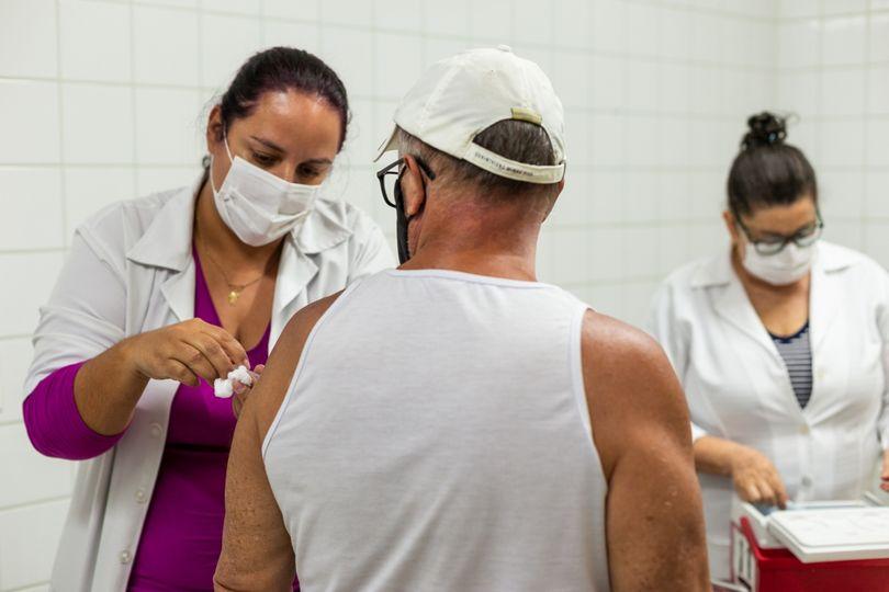 foto de Neste sábado tem vacinação contra a Influenza e Covid-19 em Amparo
