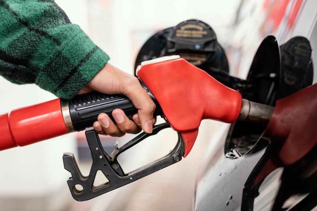 foto de Parlamentar defende importância de canal de denúncias sobre preços de combustíveis