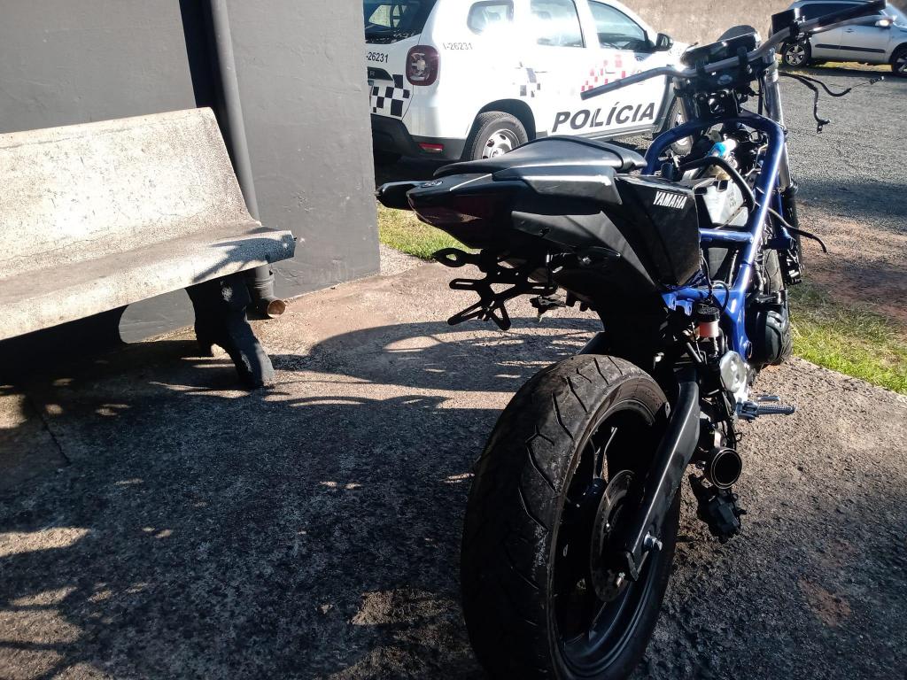 foto de Moto roubada em Amparo é localizada abandonada na Estrada de Duas Pontes