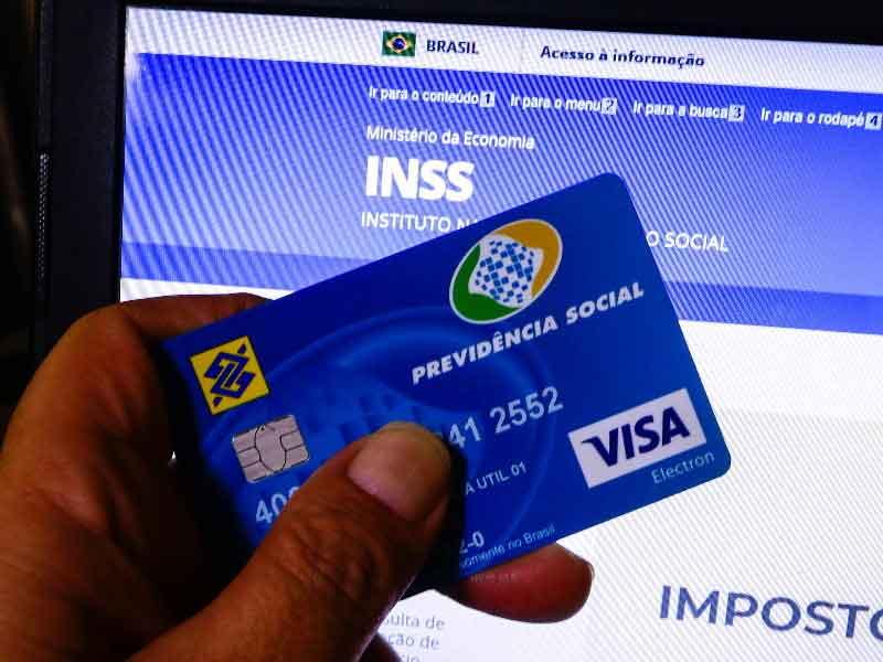 foto de INSS orienta sobre recebimento do benefício por meio de cartão magnético ou conta corrente